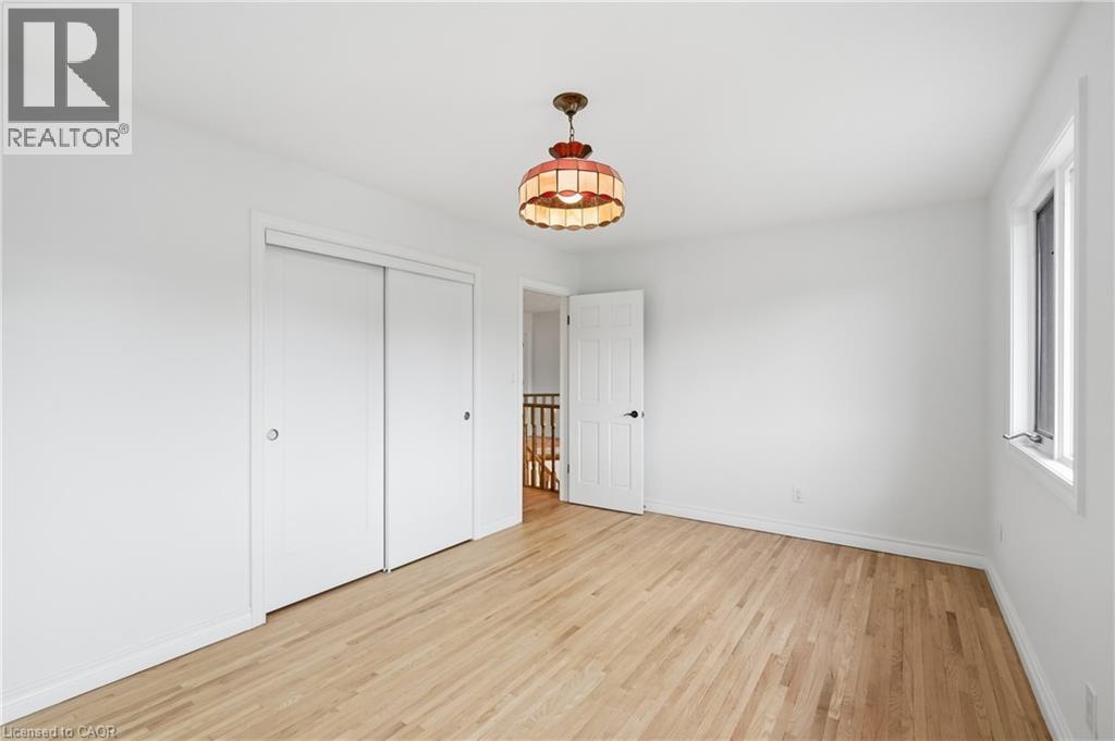 42 Fox Run, Brantford, ON - Indoor Photo Showing Other Room