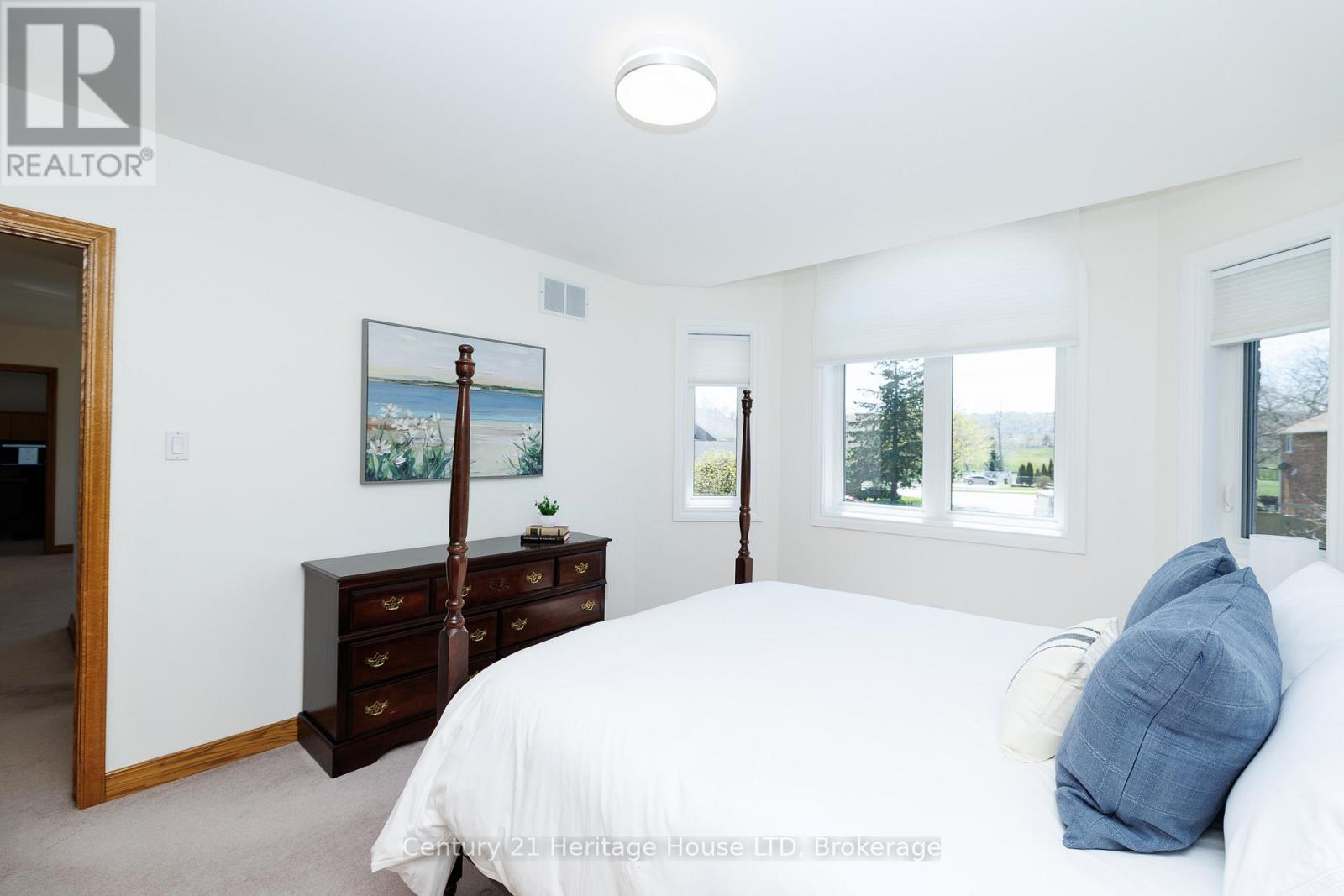 Upstairs Bedroom 4 - 6 Jacob'S Landing, Grimsby (Grimsby Beach), ON