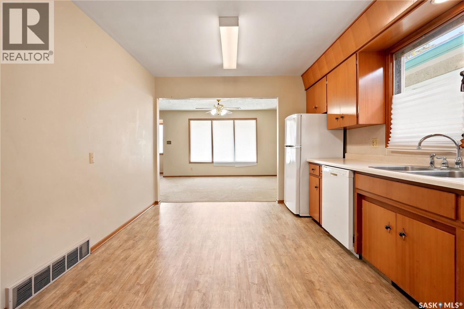 2124 Elliott Street, Regina, SK