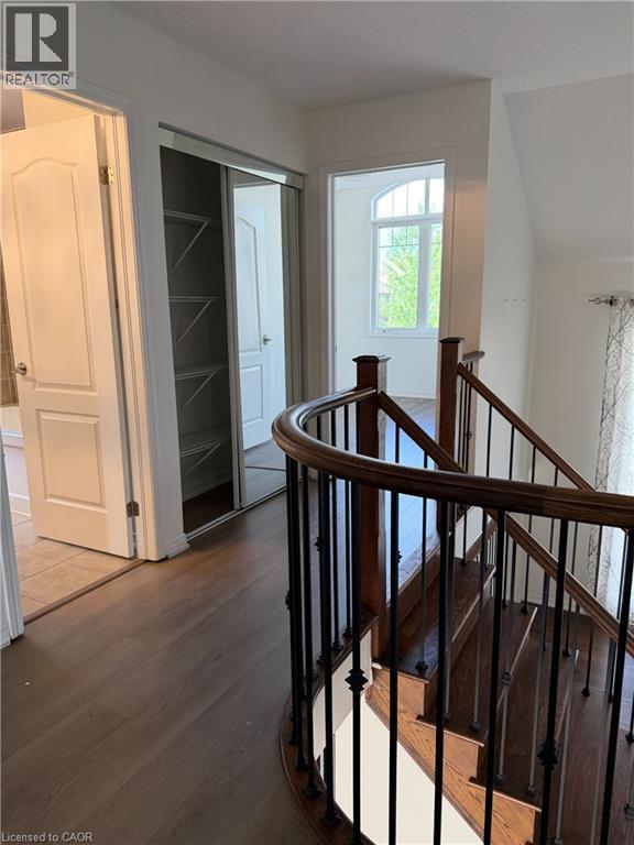235 Apple Hill Crescent, Kitchener, ON