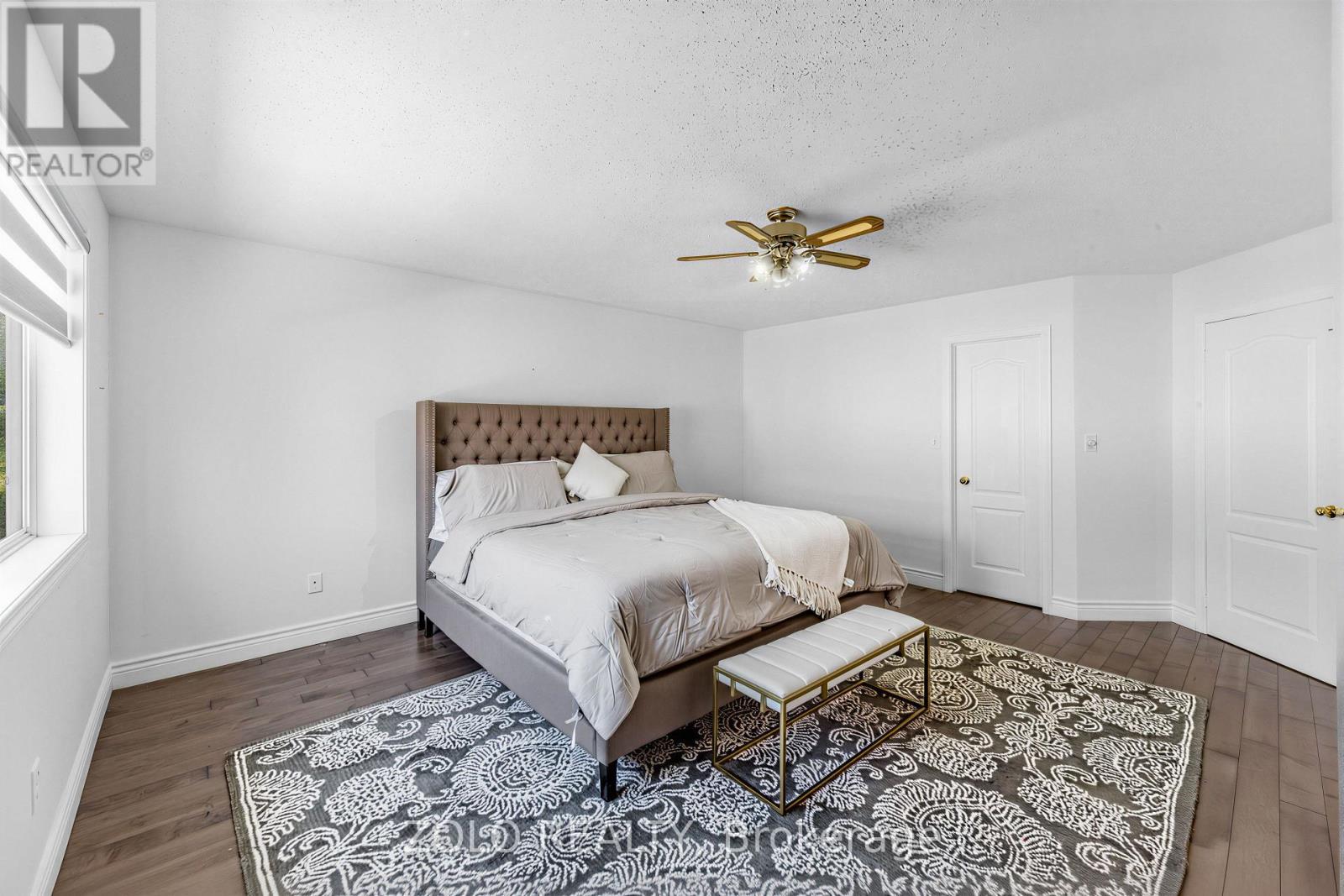 1580 Earl Crescent, Milton, ON