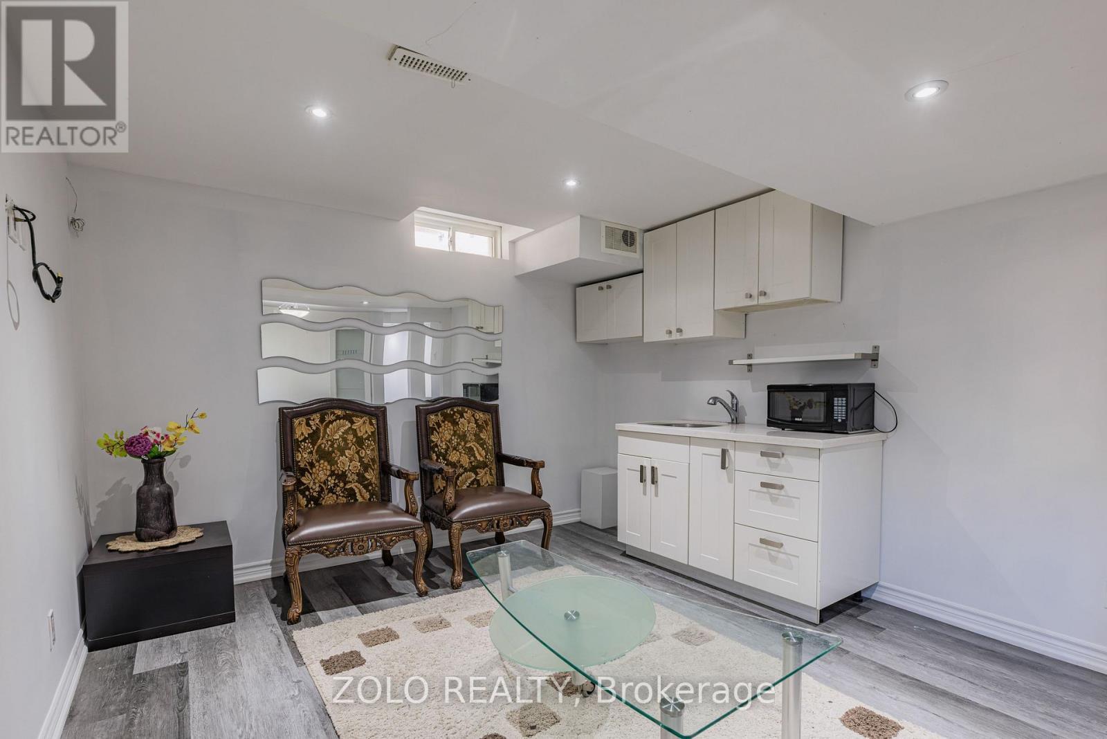 1580 Earl Crescent, Milton, ON