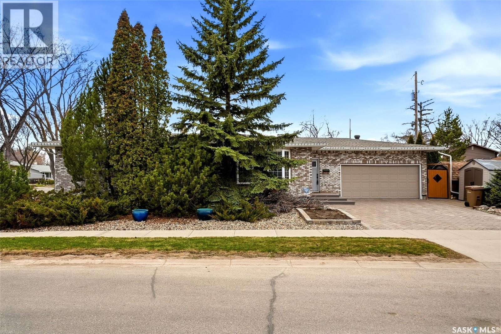 4220 Hillsdale Street, Regina, SK