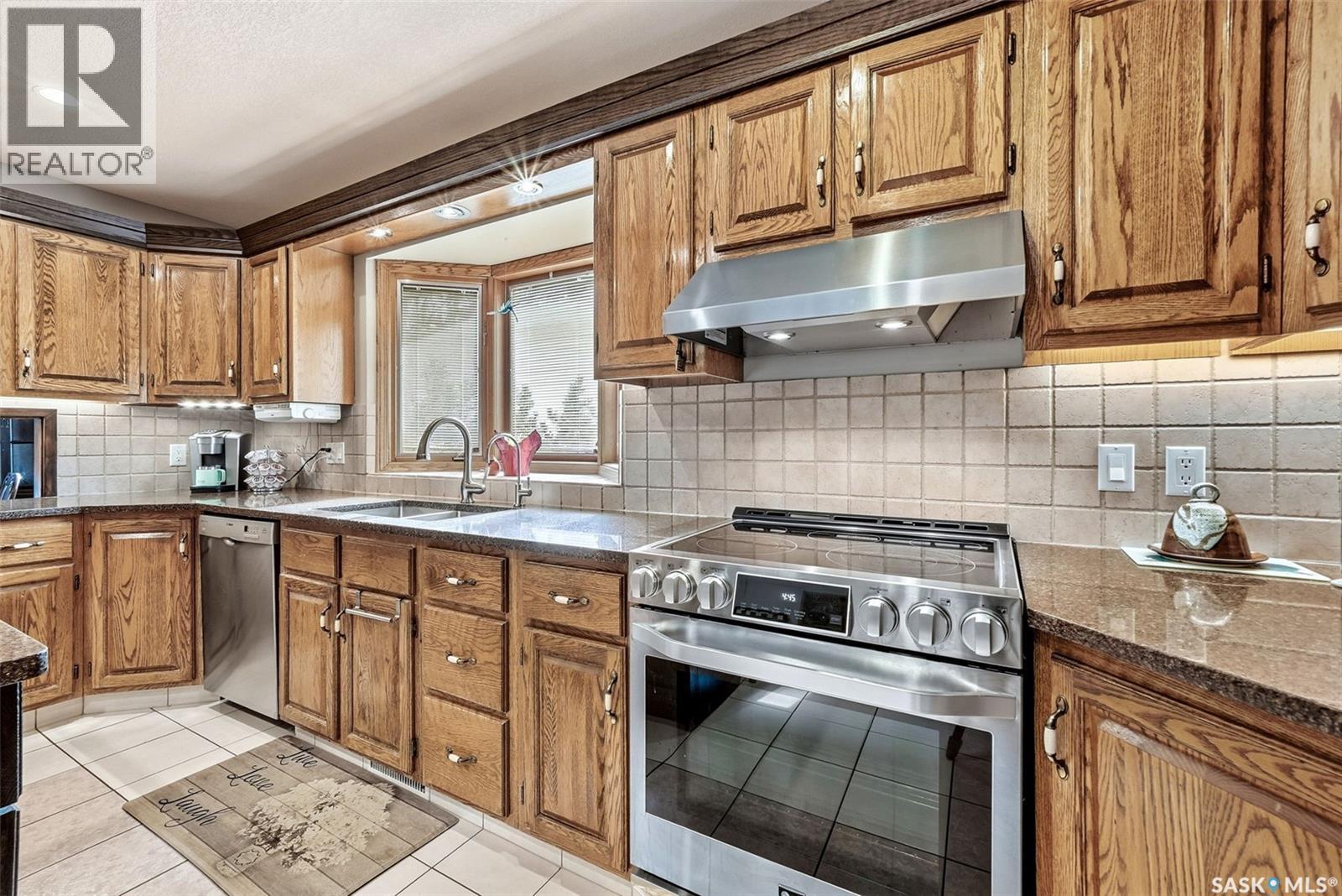 4220 Hillsdale Street, Regina, SK