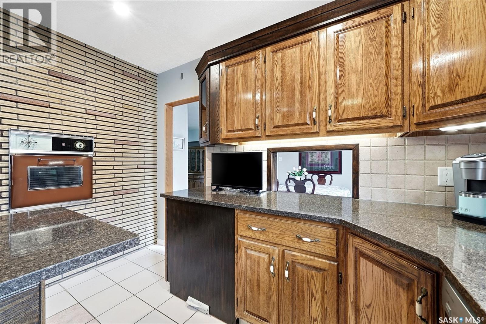 4220 Hillsdale Street, Regina, SK