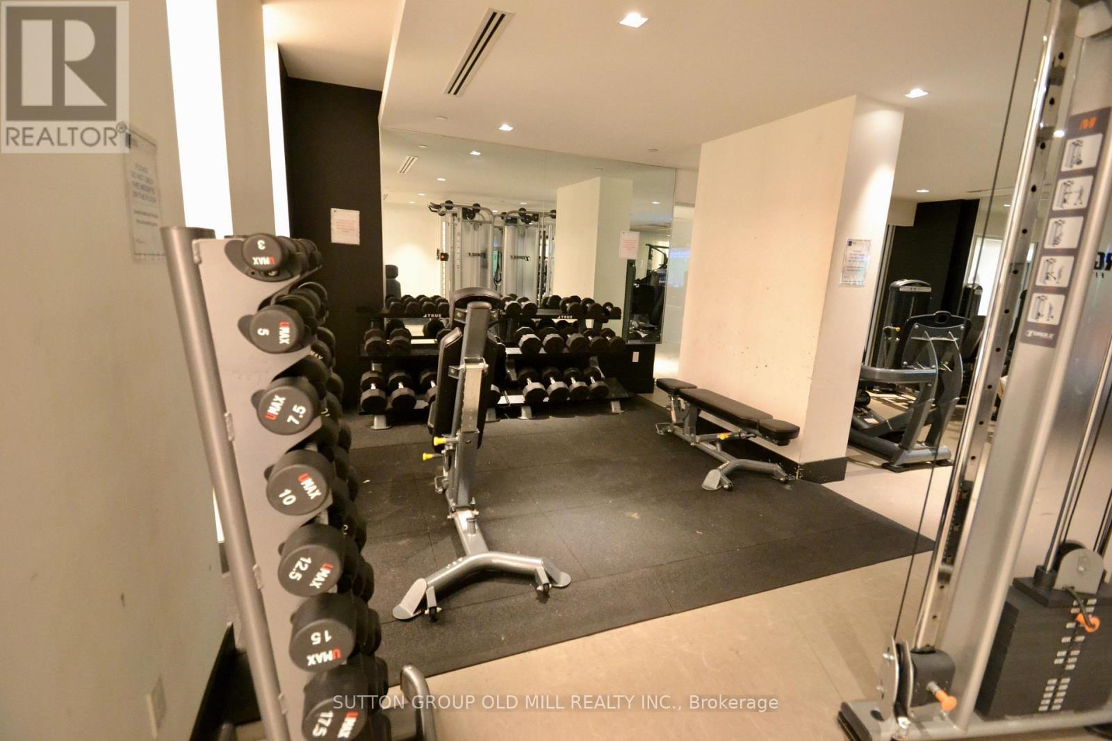2510 - 2916 Highway 7, Vaughan, ON