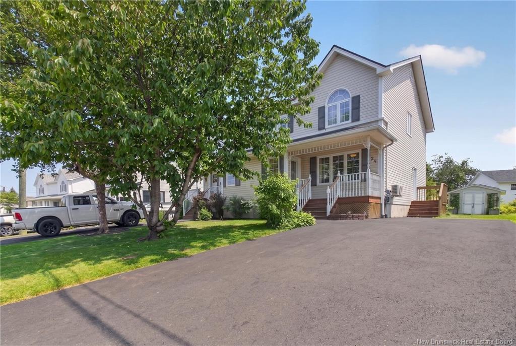 24 Stoneham, Moncton, NB