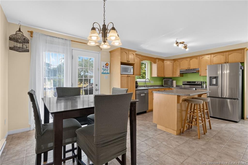 24 Stoneham, Moncton, NB