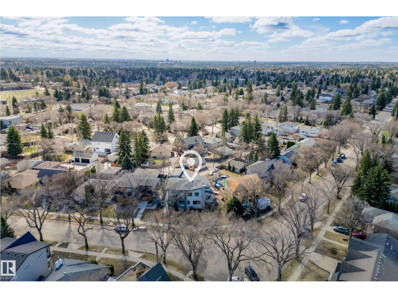 14643 92A Av Nw, Edmonton, AB