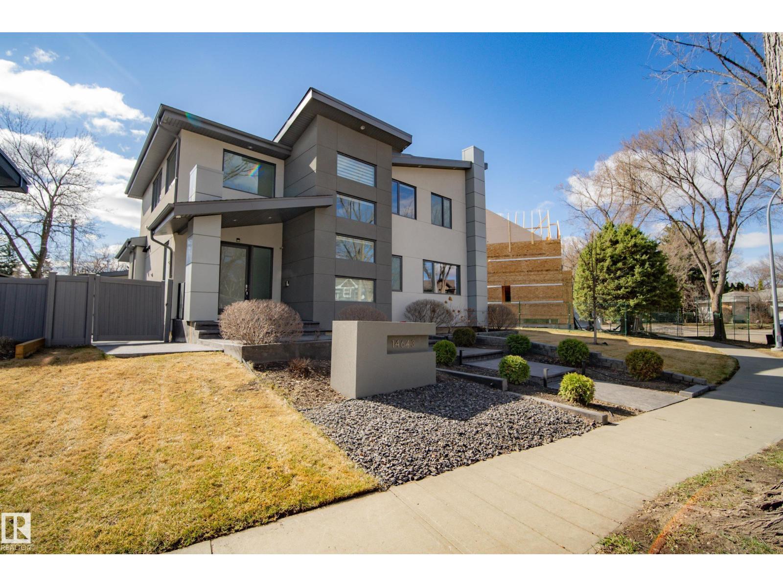 14643 92A Av Nw, Edmonton, AB