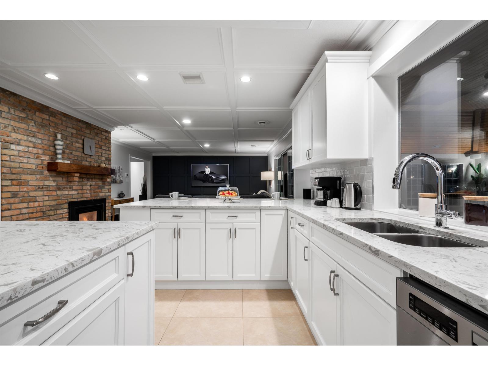 17470 28B Avenue, Surrey, BC