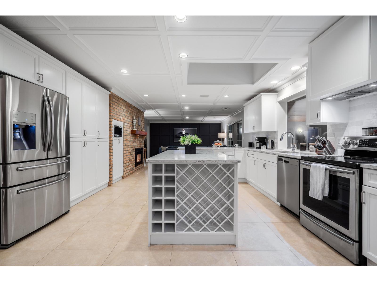 17470 28B Avenue, Surrey, BC