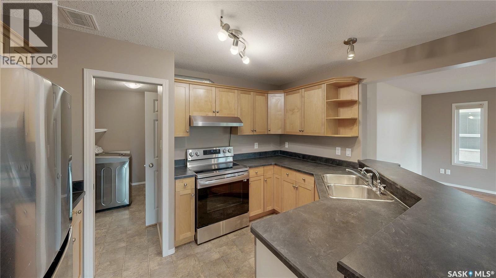 7058 Wascana Cove Drive, Regina, SK