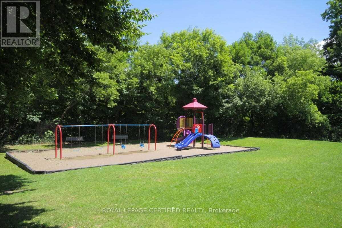1610 - 5 Shady Golfway, Toronto, ON - Outdoor