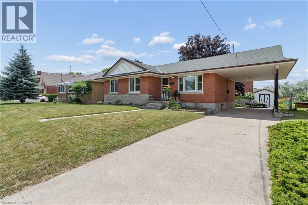 74 Ross Avenue, Kitchener, ON - Outdoor