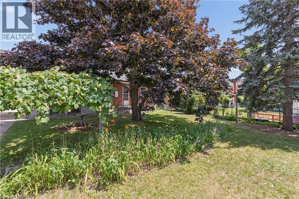 74 Ross Avenue, Kitchener, ON - Outdoor