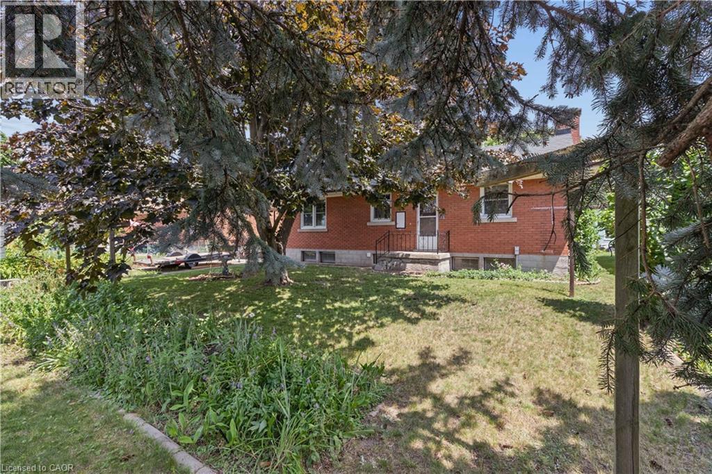 74 Ross Avenue, Kitchener, ON - Outdoor