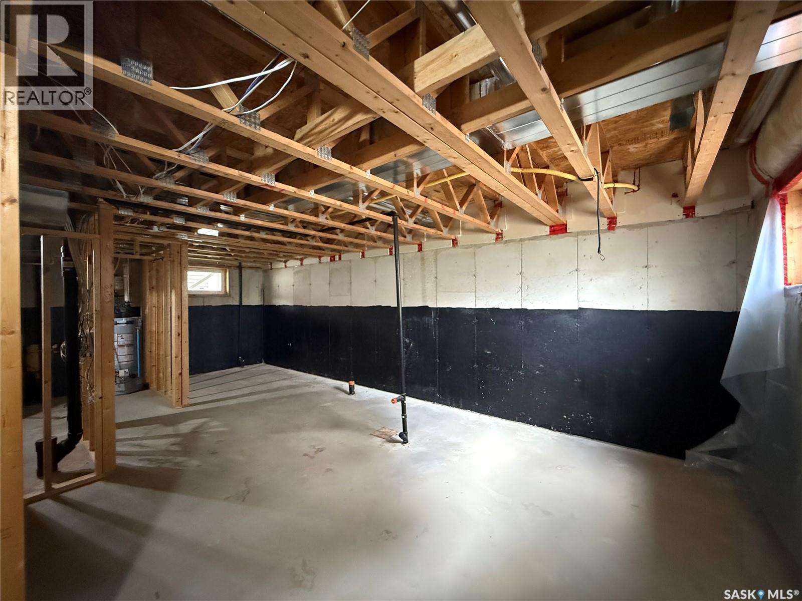 405 315 Hampton Circle, Saskatoon, SK - Indoor Photo Showing Basement