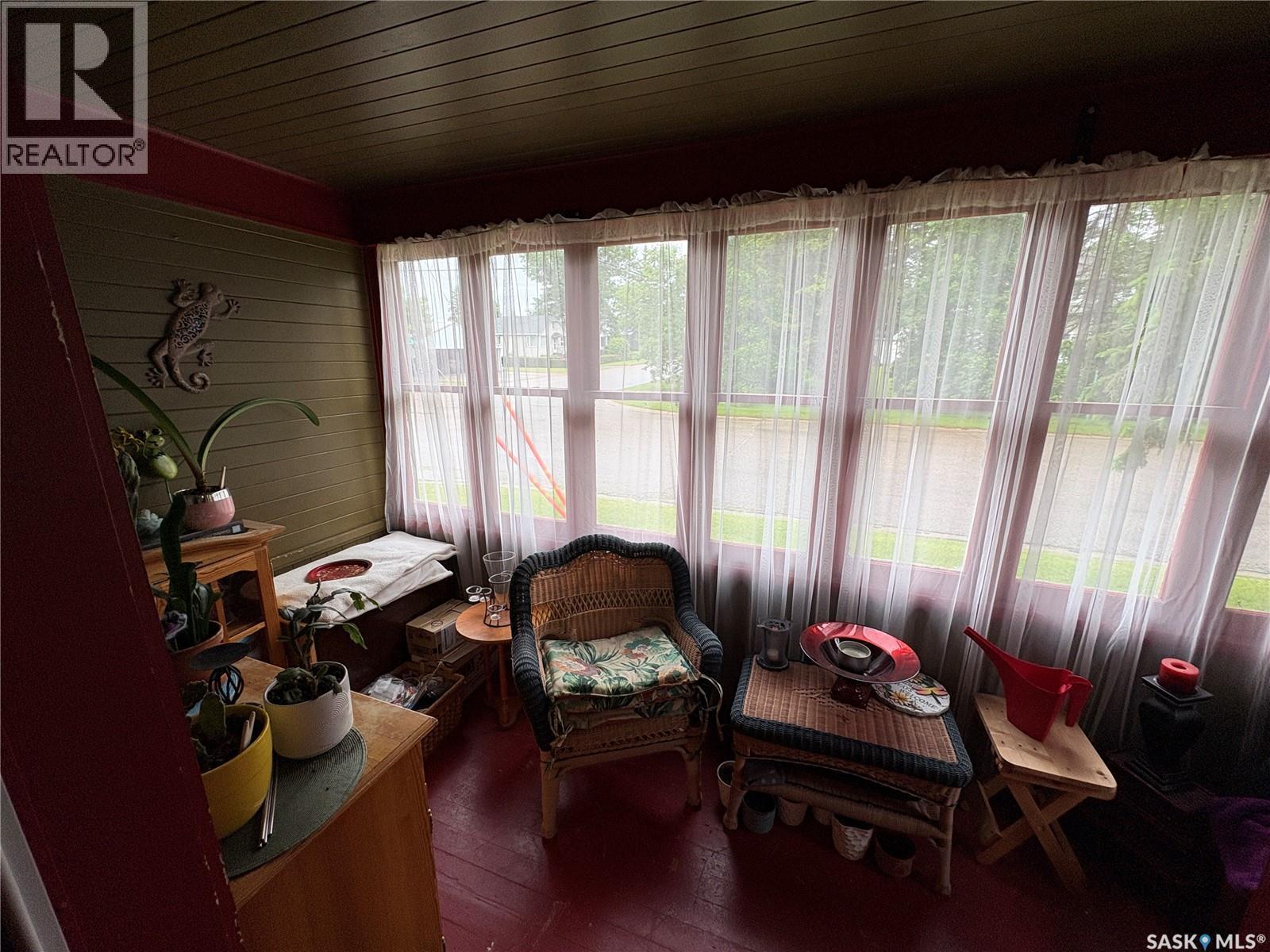 409 Second Street N, Langenburg, SK