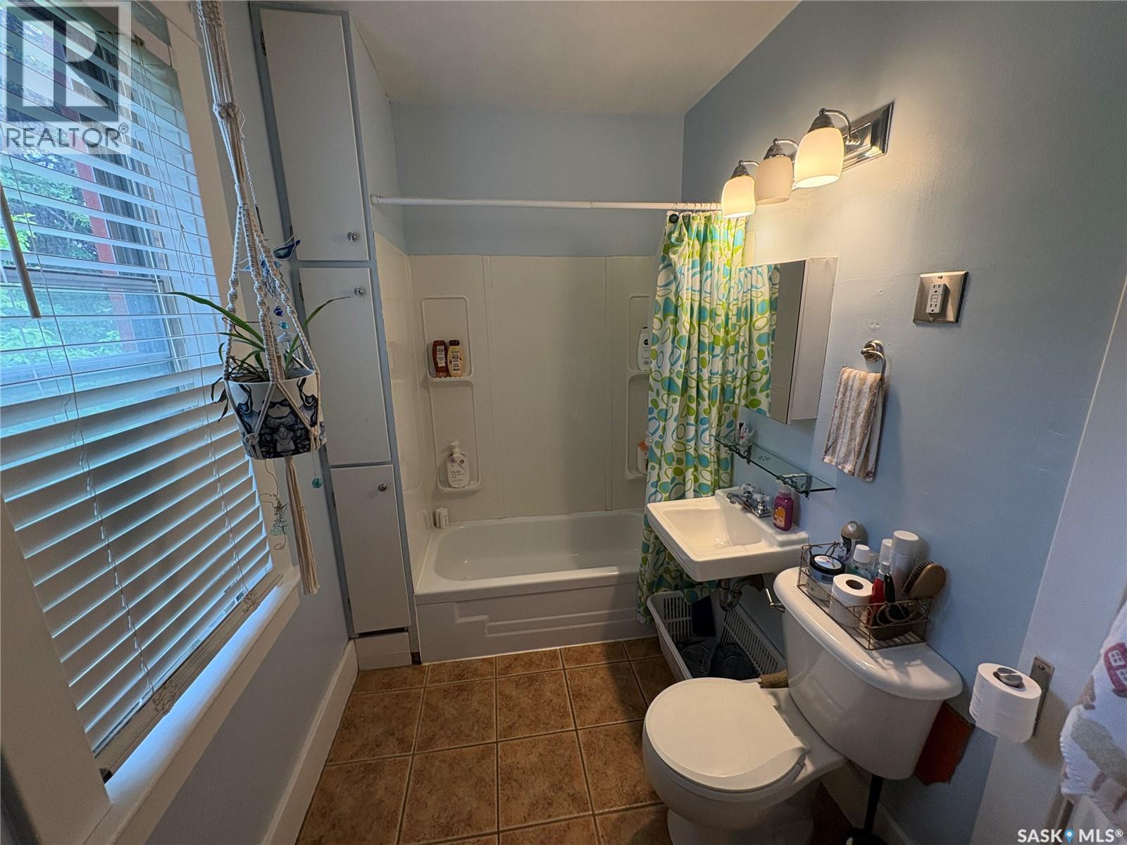 409 Second Street N, Langenburg, SK