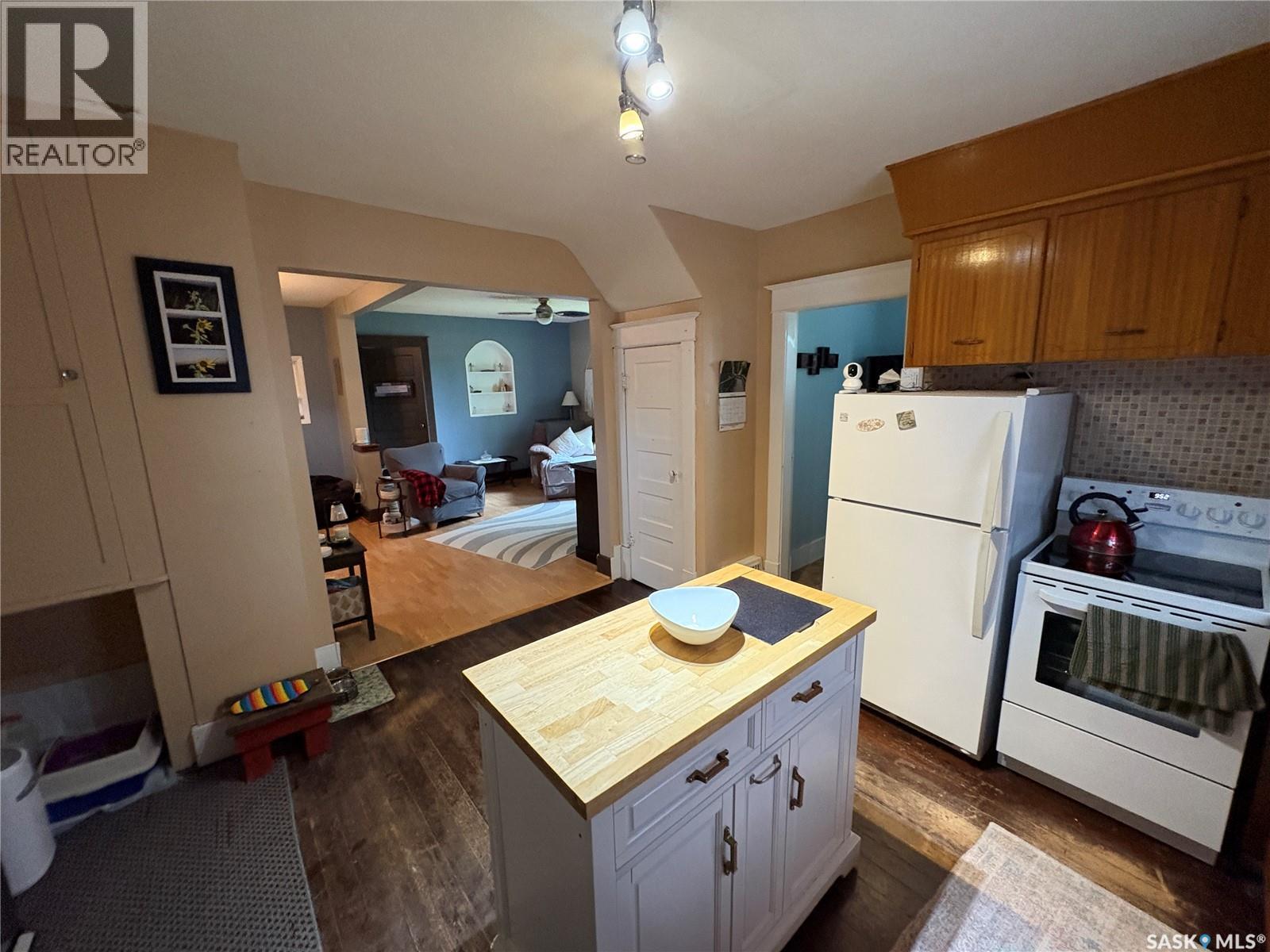 409 Second Street N, Langenburg, SK