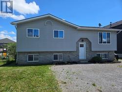 44 CANNIFTON ROAD N Belleville (Belleville Ward), ON K8N 4T8