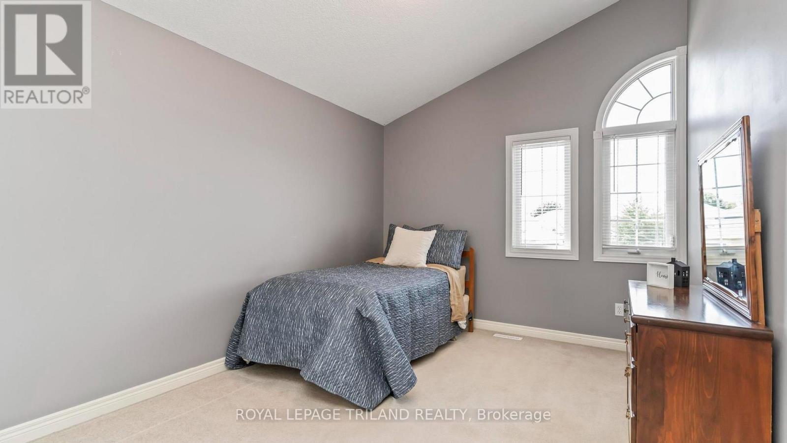 17 Windemere Place, St. Thomas, ON