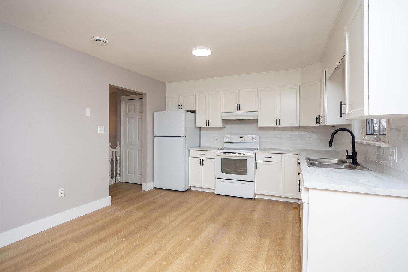 1 14 Marshall Street, North Rustico, PE - Indoor Photo Showing Kitchen With Double Sink
