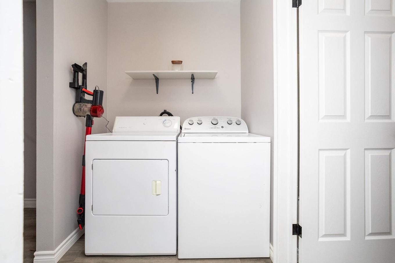 1 14 Marshall Street, North Rustico, PE - Indoor Photo Showing Laundry Room