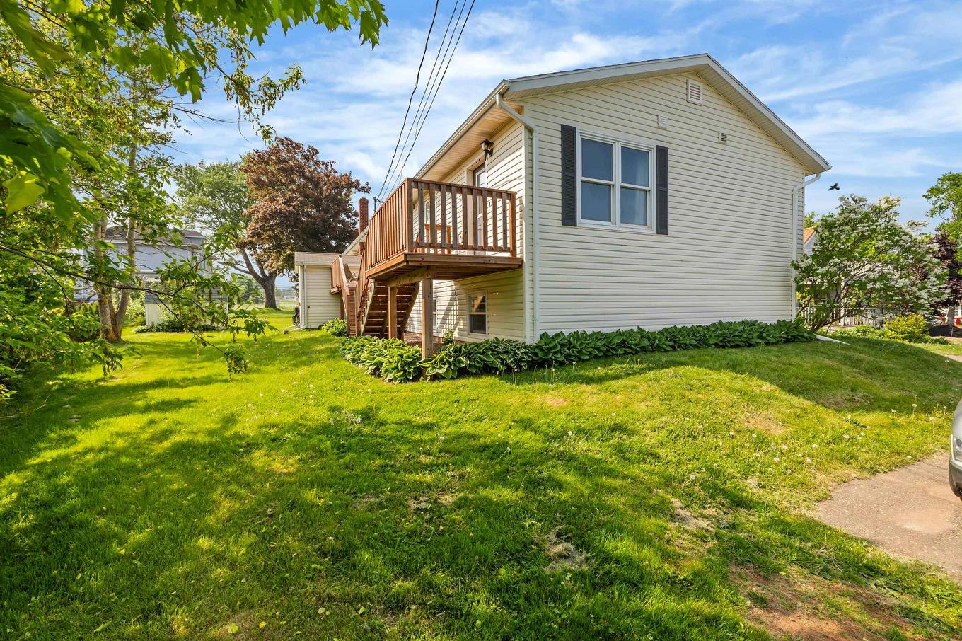 1 14 Marshall Street, North Rustico, PE - Outdoor
