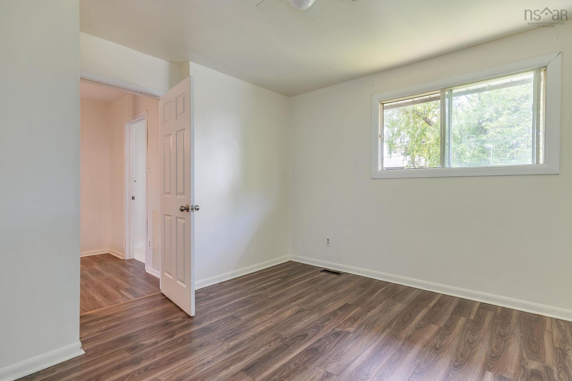 104 Arklow Drive, Dartmouth, NS - Indoor Photo Showing Other Room