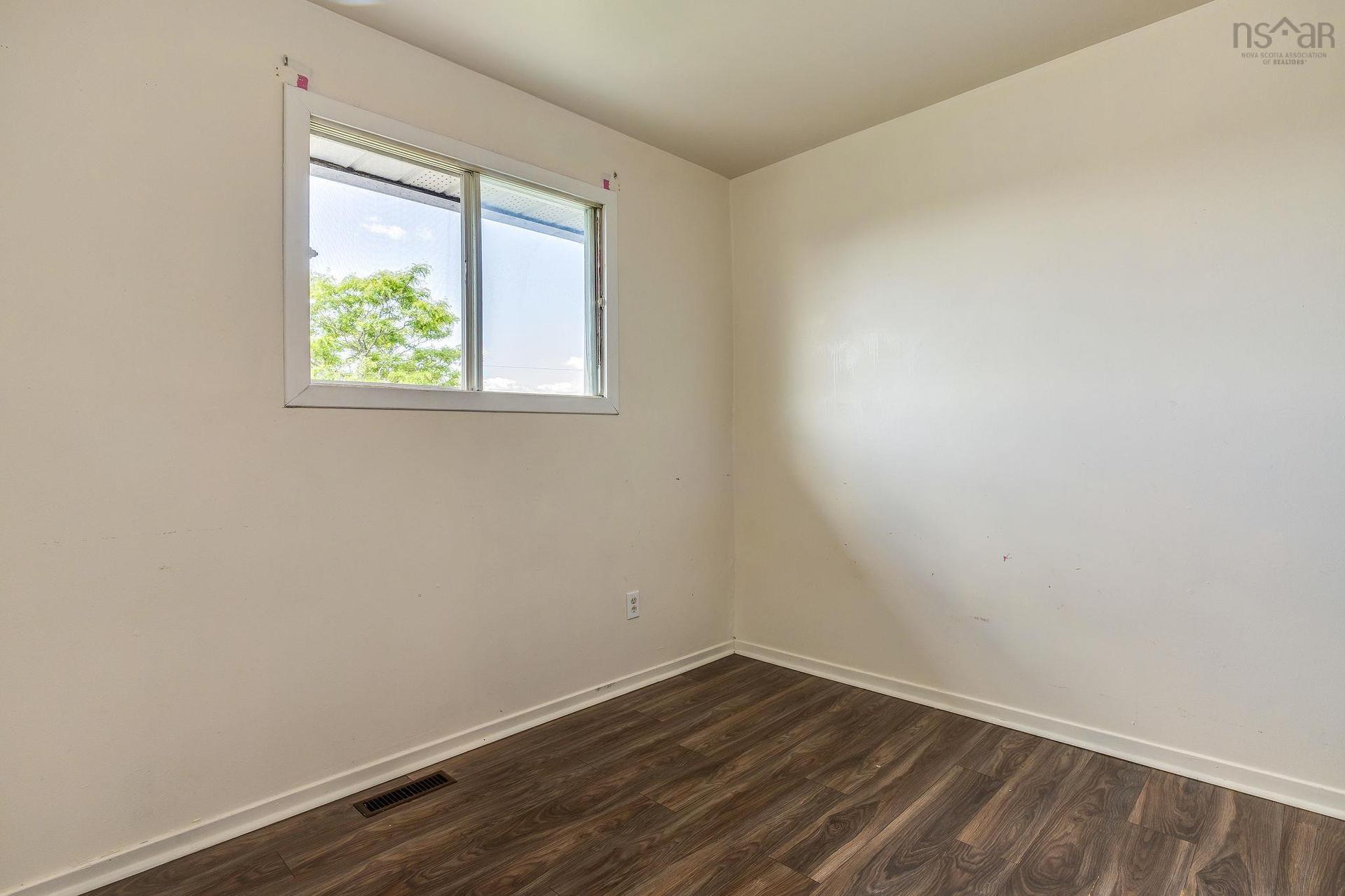 104 Arklow Drive, Dartmouth, NS - Indoor Photo Showing Other Room
