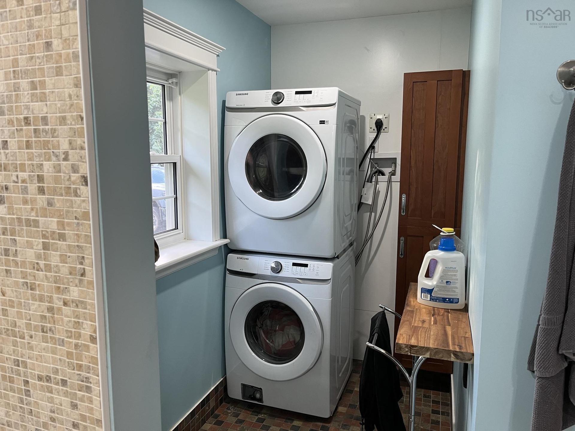 9 Brightman Avenue, Currys Corner, NS - Indoor Photo Showing Laundry Room