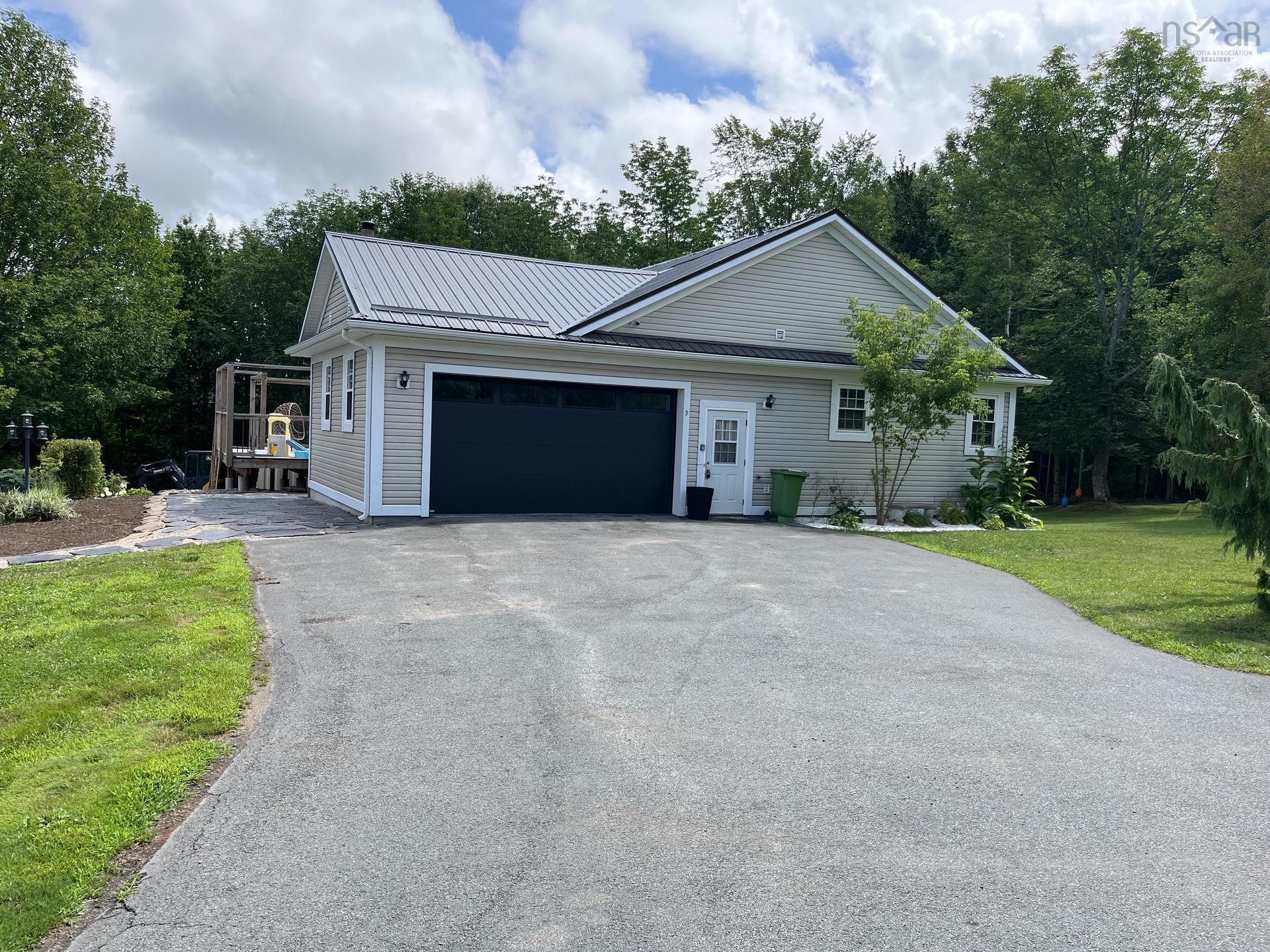 9 Brightman Avenue, Currys Corner, NS - Outdoor
