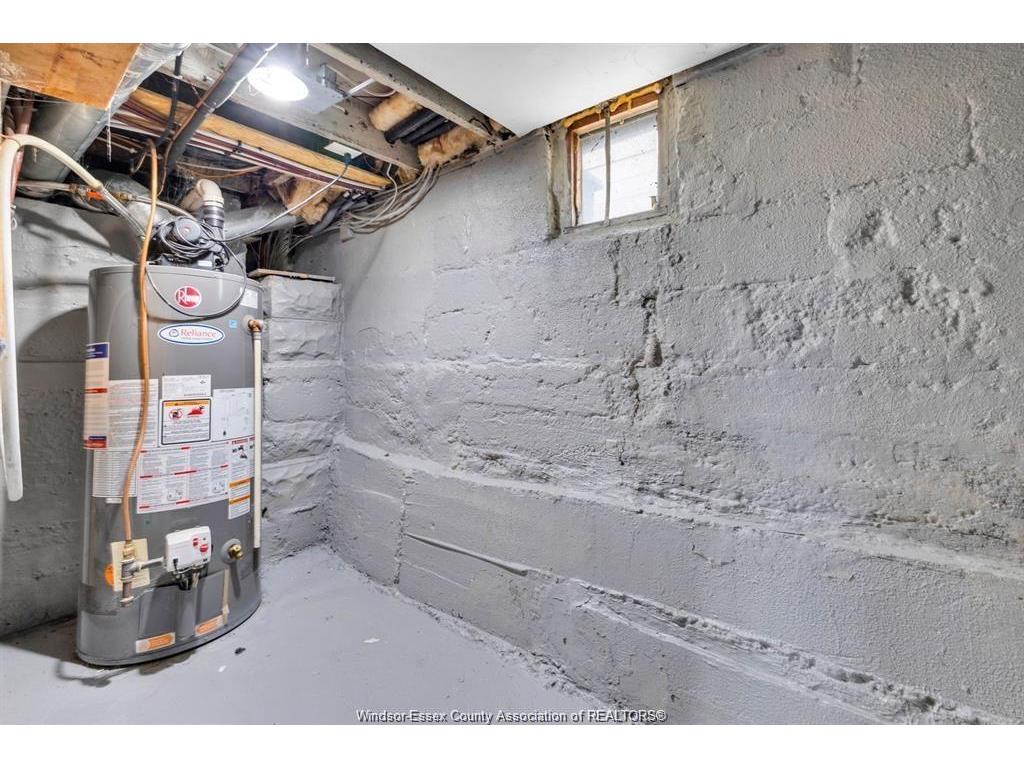 1341 Mckay, Windsor, ON
