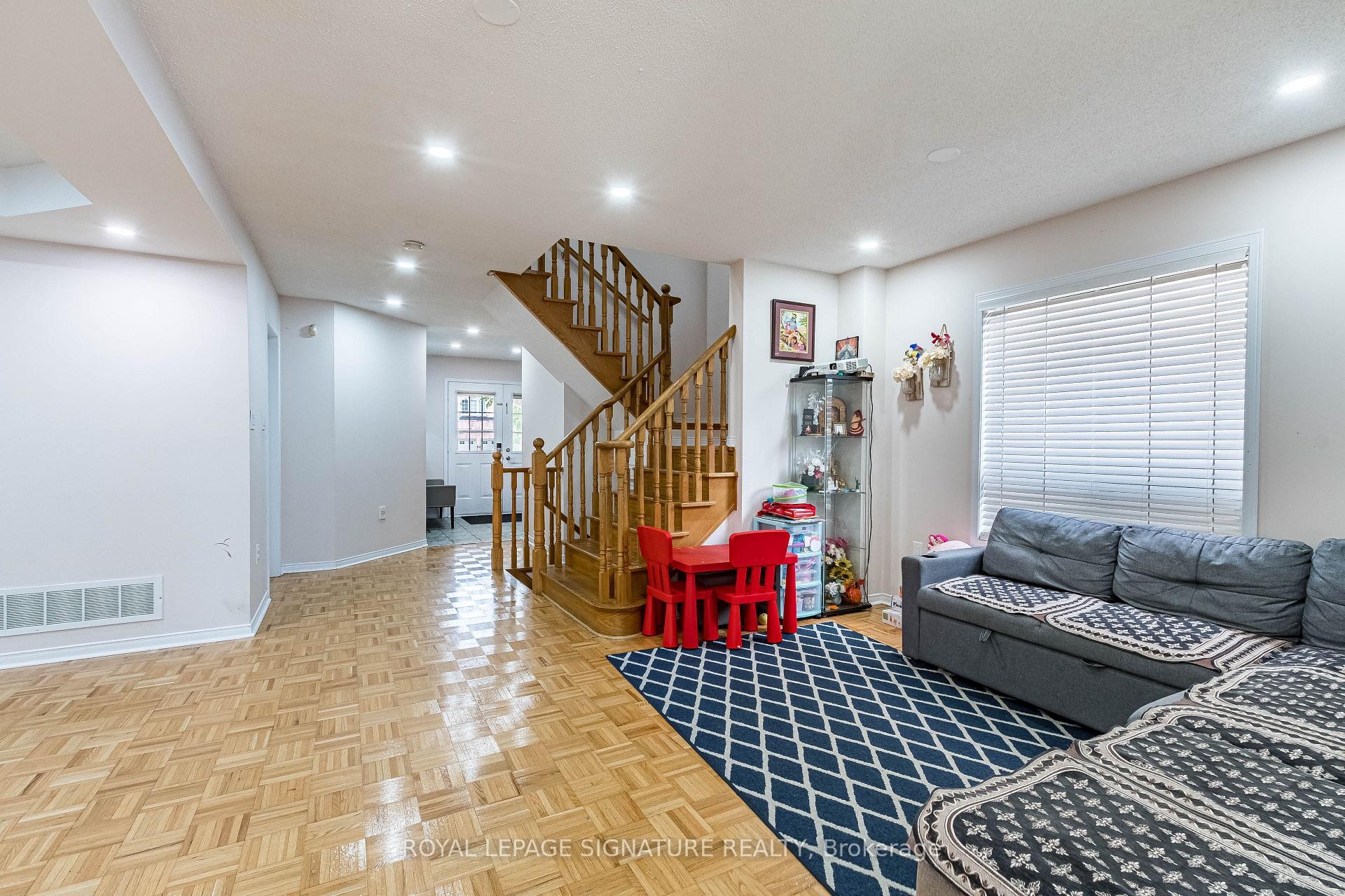 35 Whitehouse Crescent, Brampton, ON