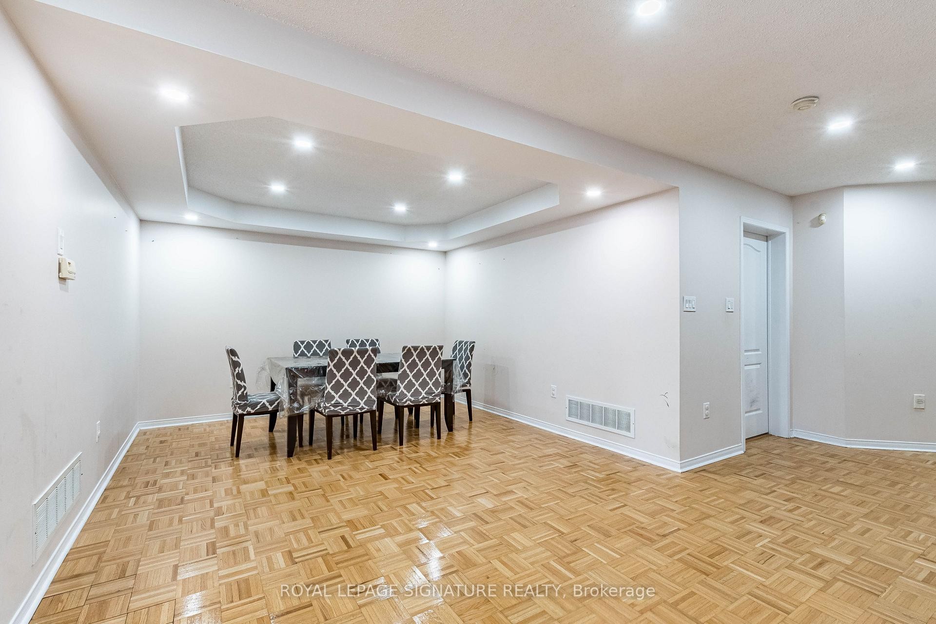 35 Whitehouse Crescent, Brampton, ON