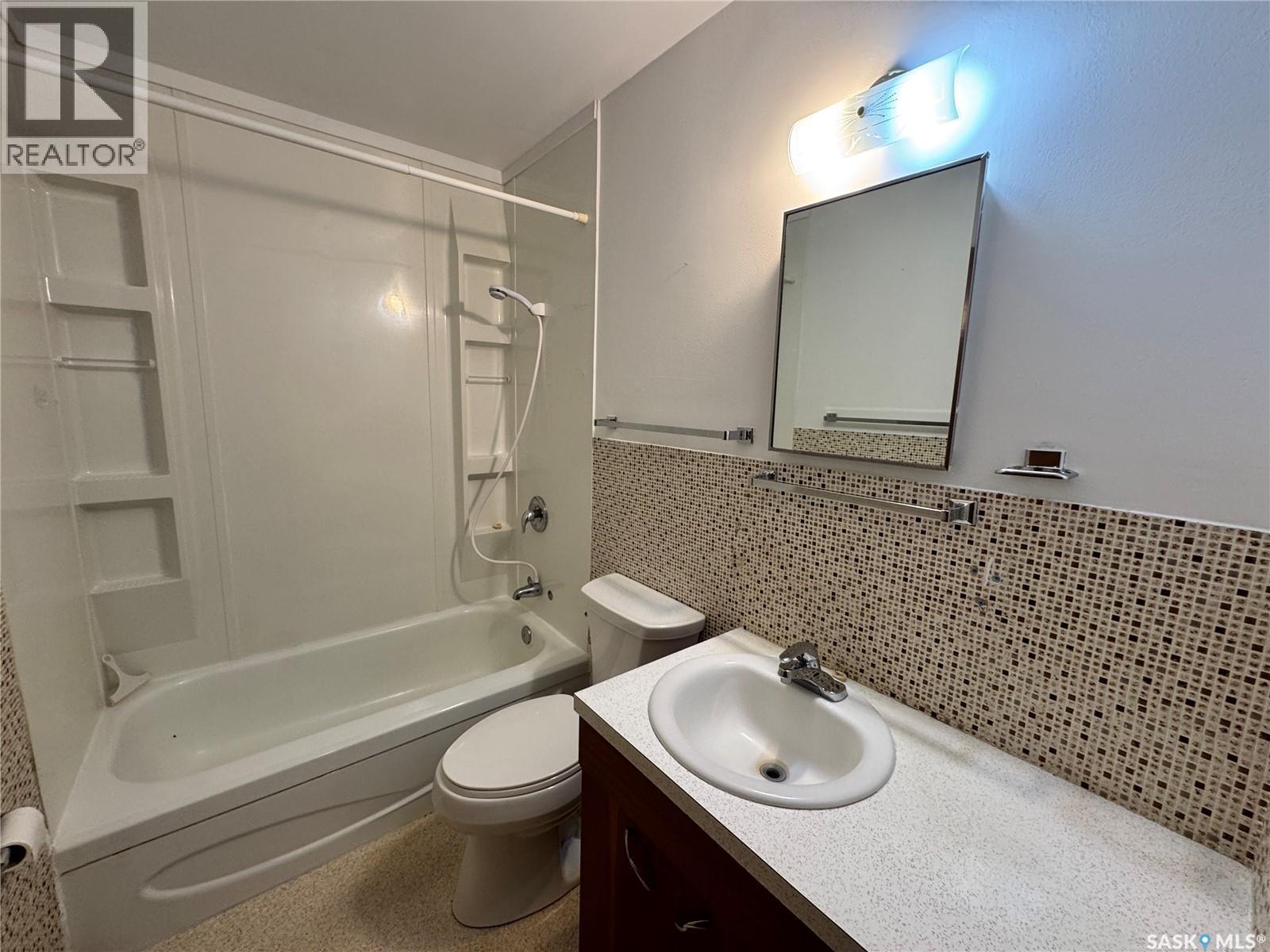 213 5Th Avenue E, Biggar, SK