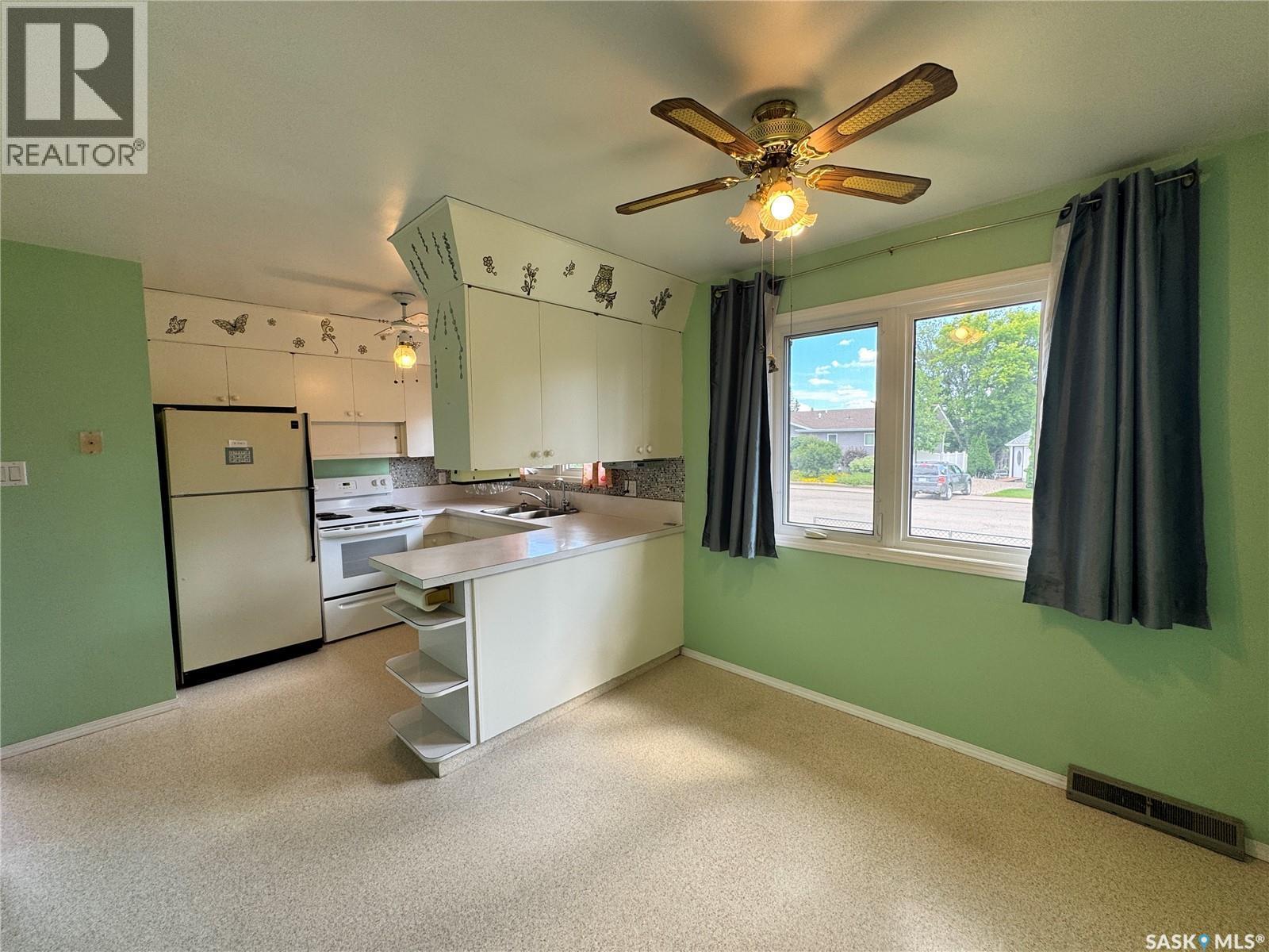 213 5Th Avenue E, Biggar, SK
