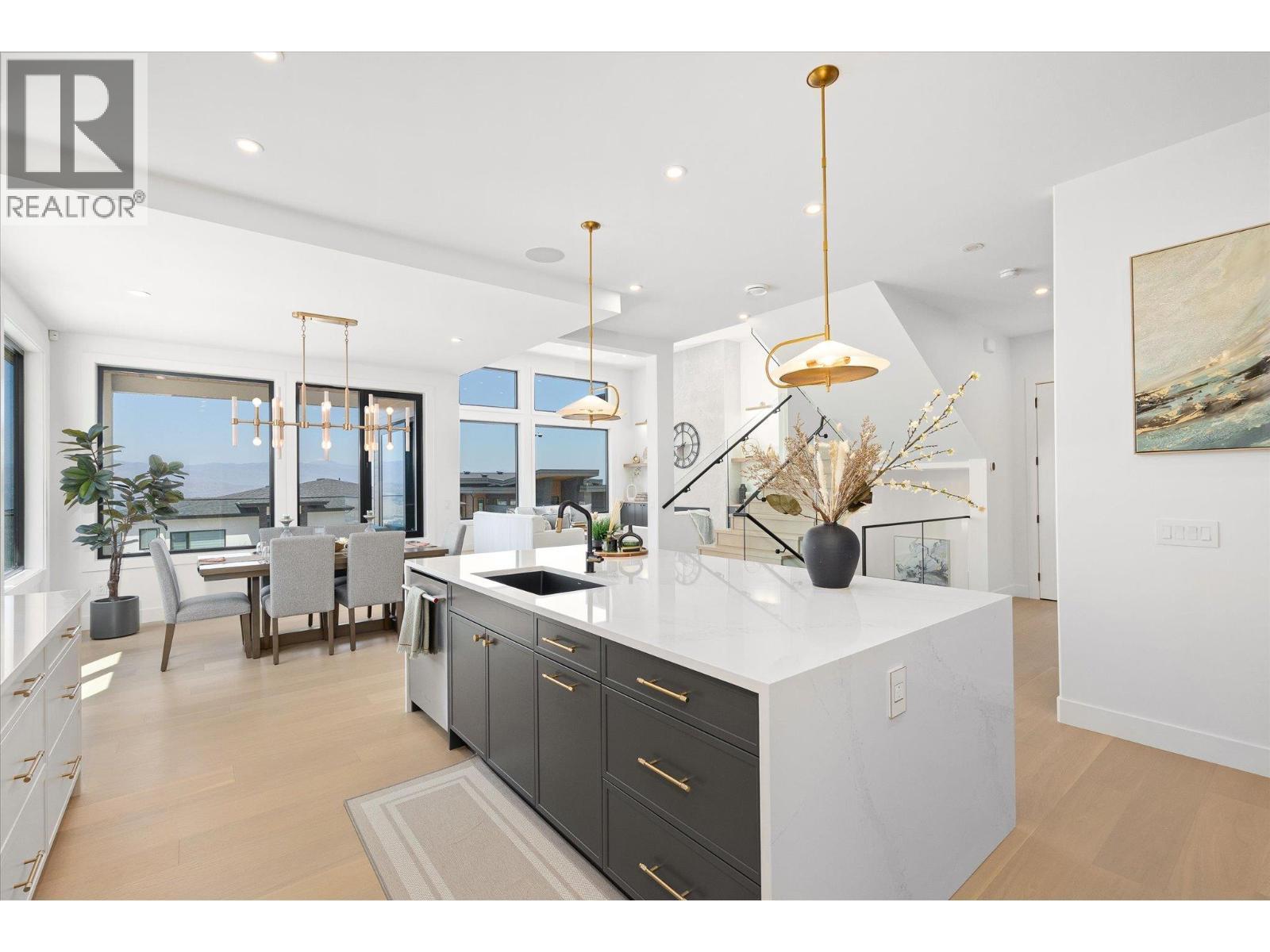 245 Turnberry Street Lot# 8, Kelowna, BC - Indoor Photo Showing Kitchen With Upgraded Kitchen