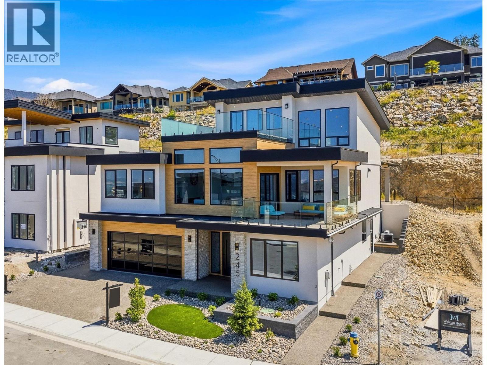 245 Turnberry Street Lot# 8, Kelowna, BC - Outdoor With Facade