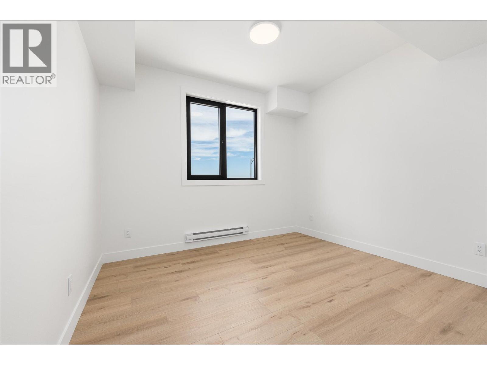 245 Turnberry Street Lot# 8, Kelowna, BC - Indoor Photo Showing Other Room
