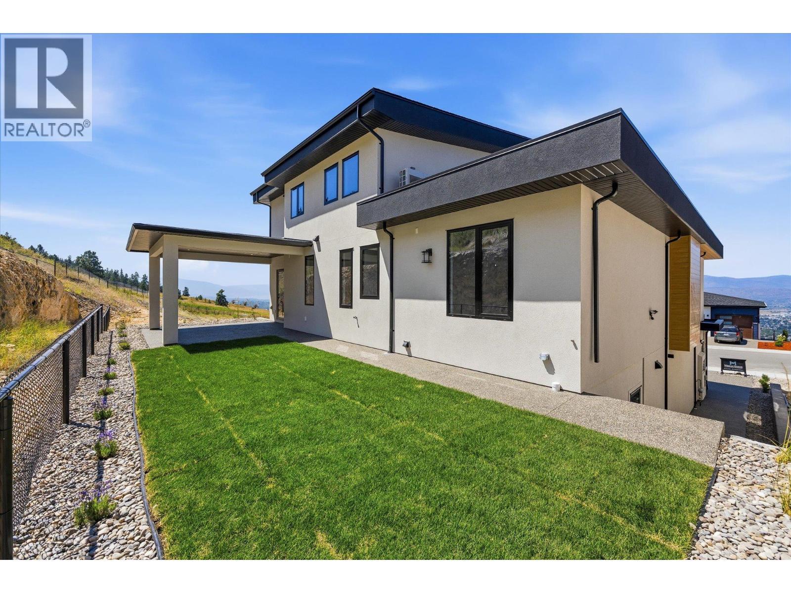 245 Turnberry Street Lot# 8, Kelowna, BC - Outdoor