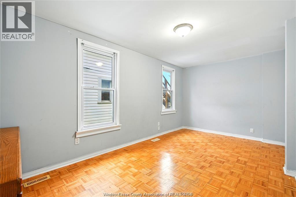 867 Langlois, Windsor, ON