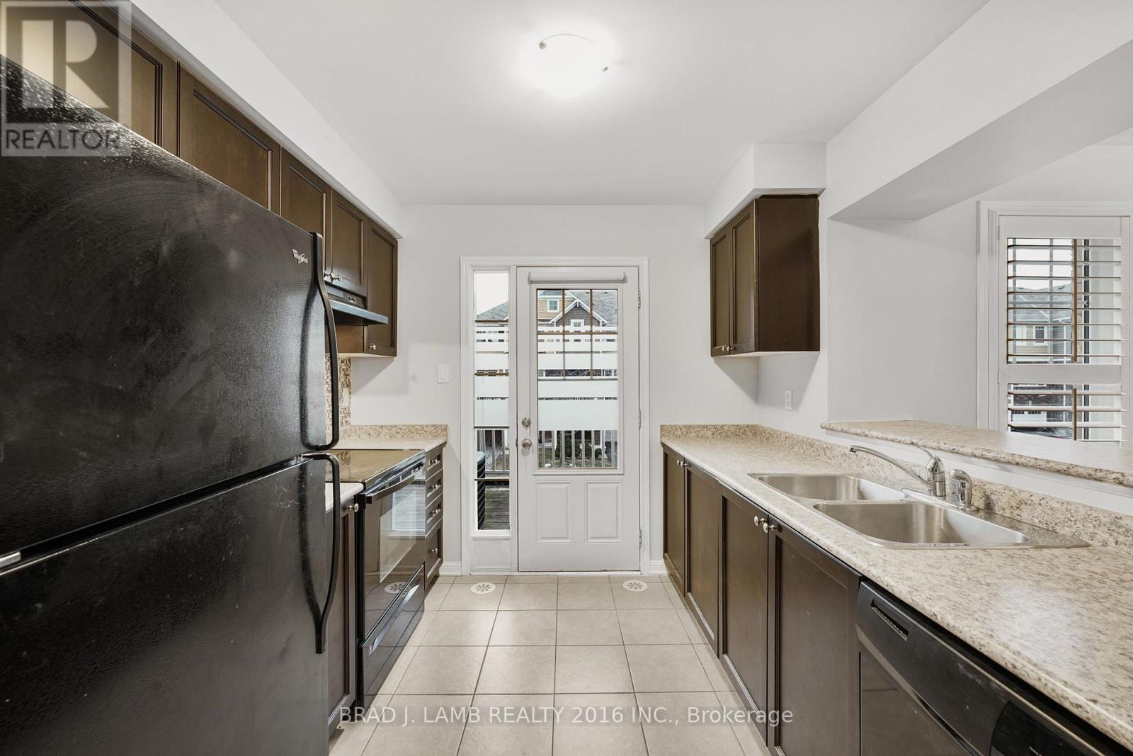 930 Nadalin Heights, Milton, ON