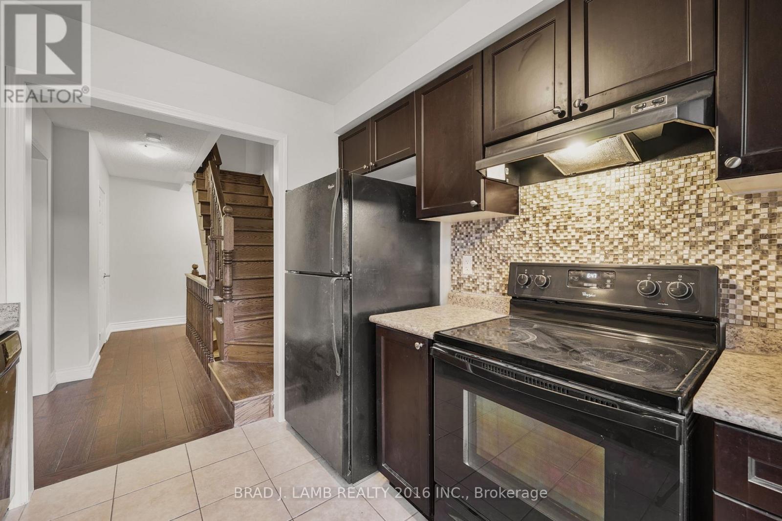 930 Nadalin Heights, Milton, ON