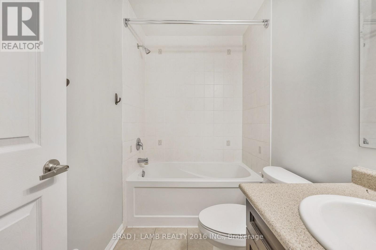 930 Nadalin Heights, Milton, ON