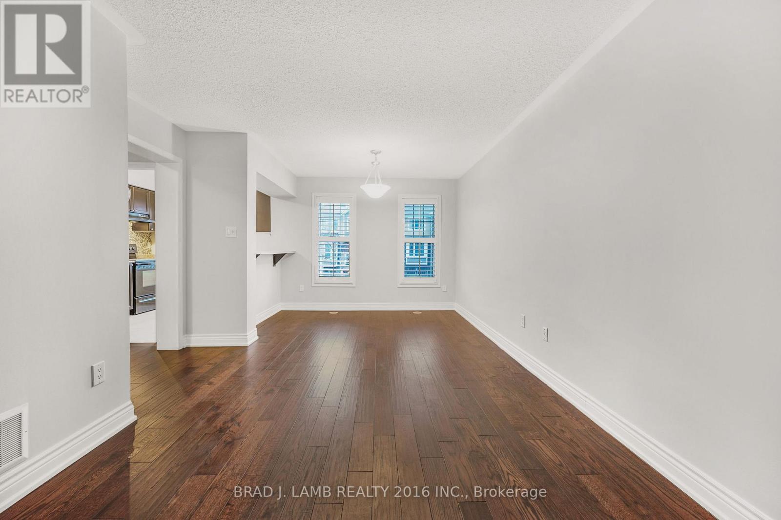 930 Nadalin Heights, Milton, ON