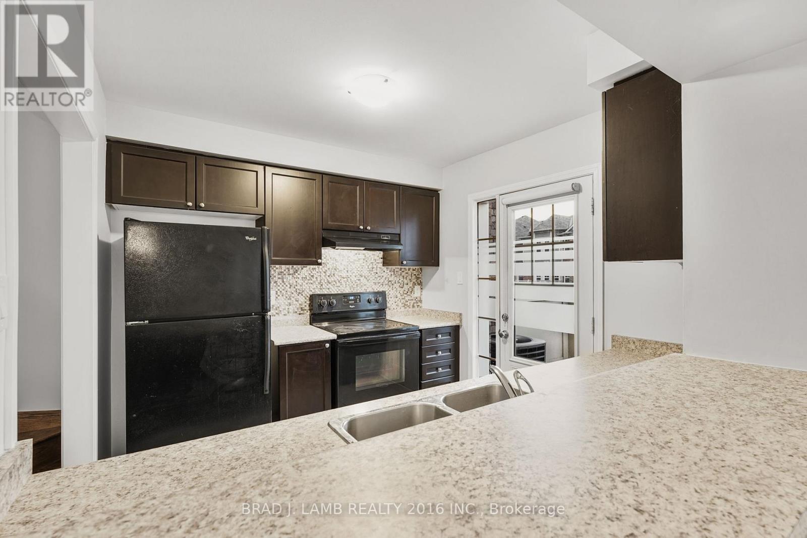 930 Nadalin Heights, Milton, ON