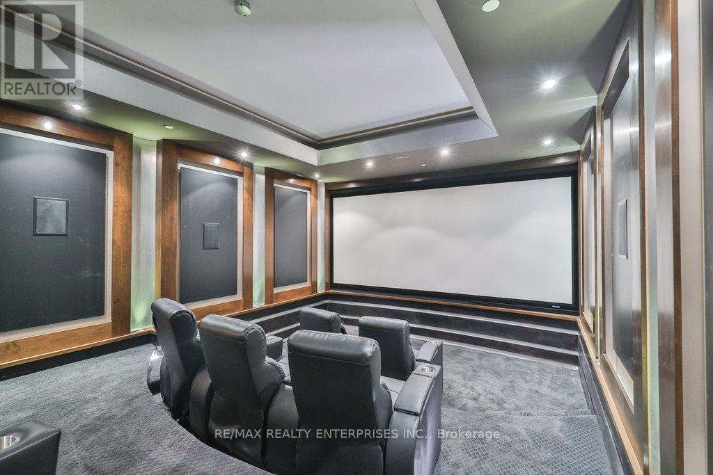1500 Watersedge Road, Mississauga, ON - Indoor Photo Showing Other Room